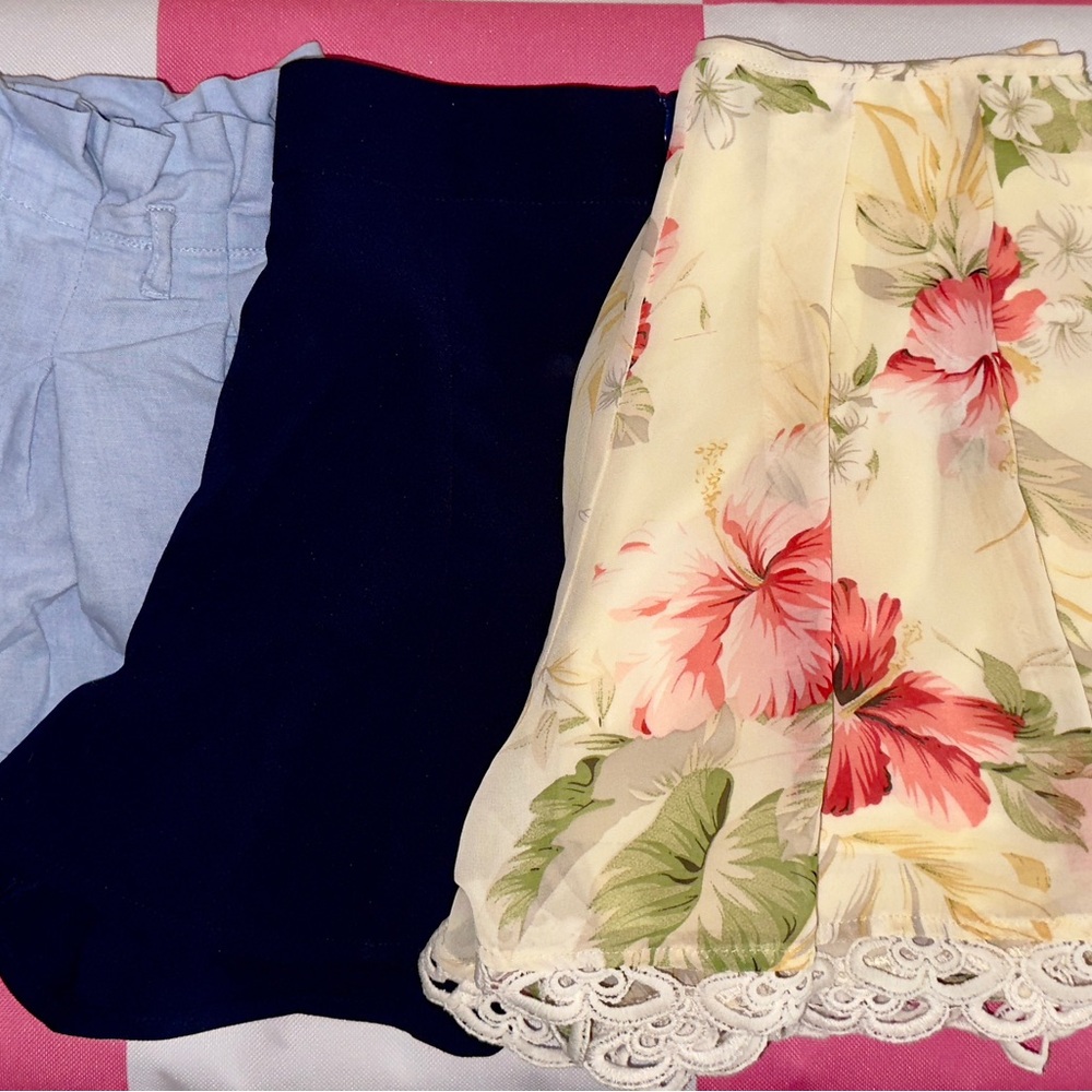1 Miss Avenue Floral and Flare shorts + 2 Blue Midi A-Line Skorts Resort Wear- S